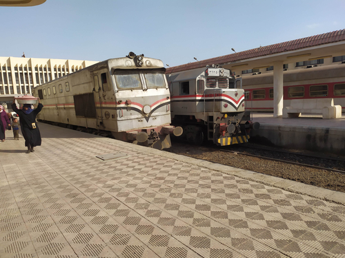 Египетский поезд